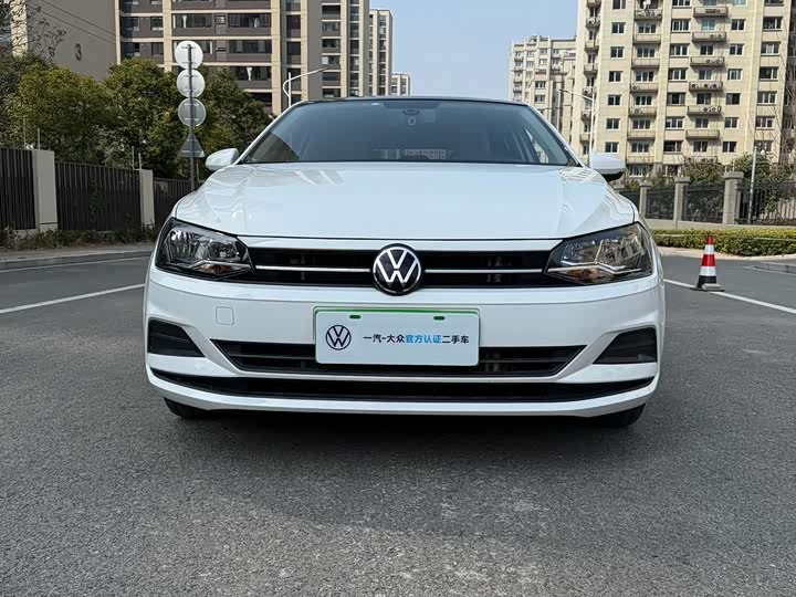 Фото 3 - Volkswagen Polo