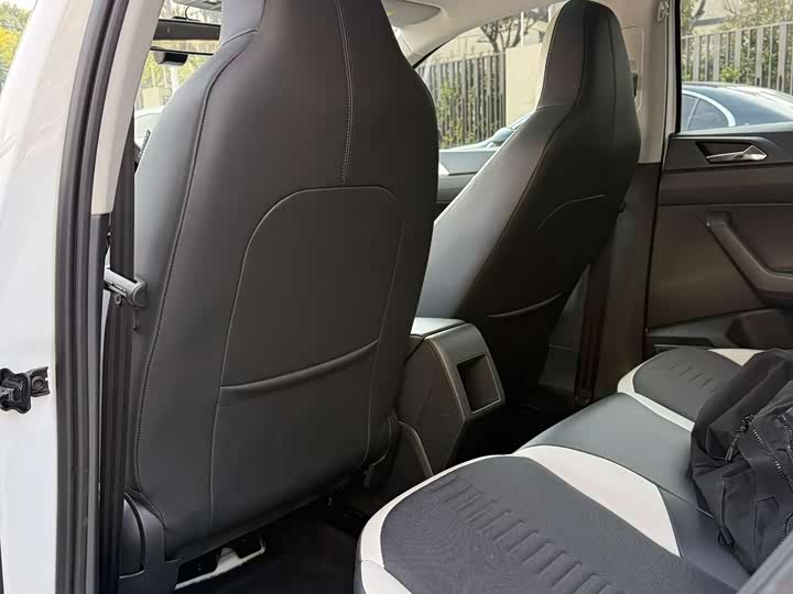 Фото 5 - Volkswagen Polo