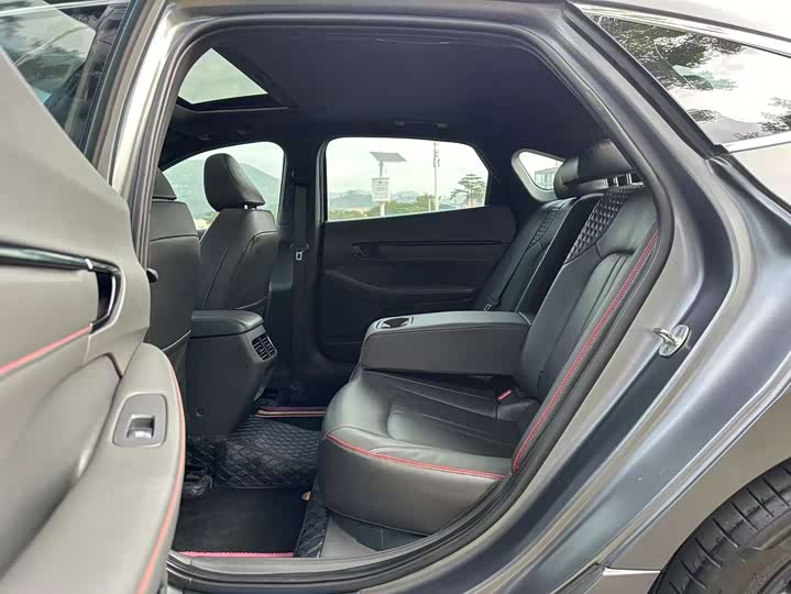 Фото 9 - Hyundai Sonata N Line