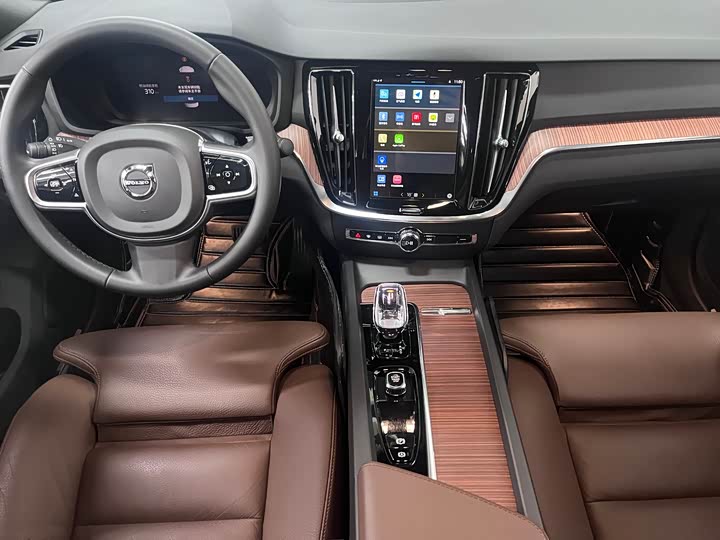 Фото 5 - Volvo S60