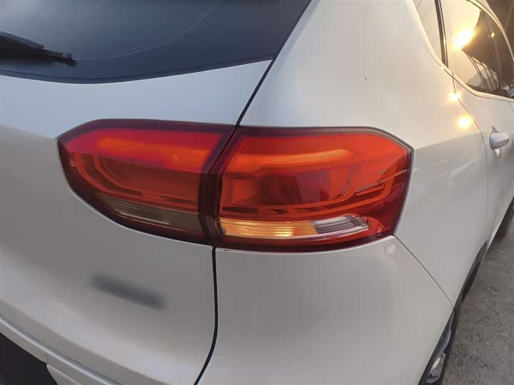 Фото 8 - Haval H6