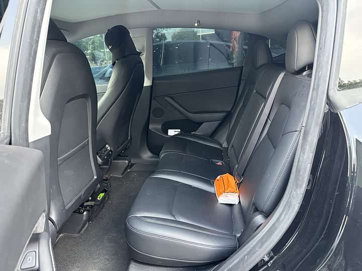 Фото 8 - Tesla Model Y