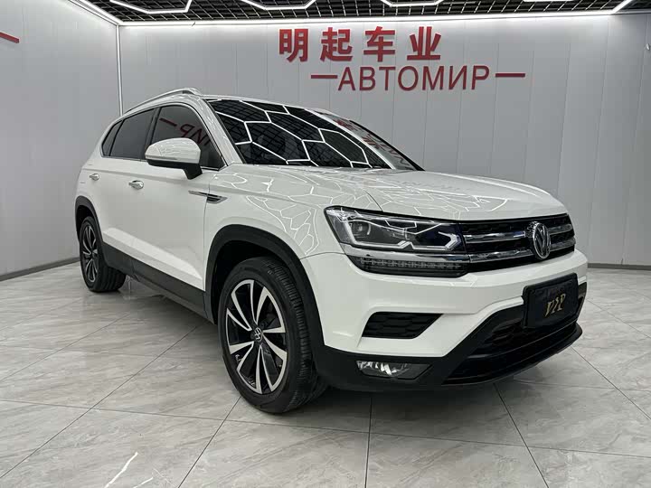 Фото 2 - Volkswagen Tharu