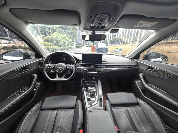 Фото 5 - Audi A4L