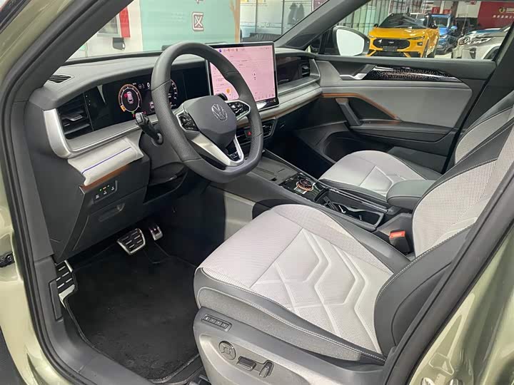 Фото 9 - Volkswagen Tayron