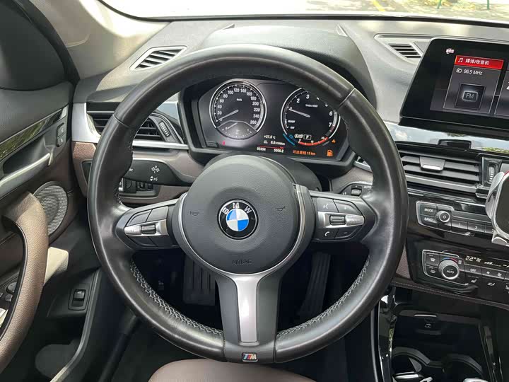 Фото 5 - BMW X1