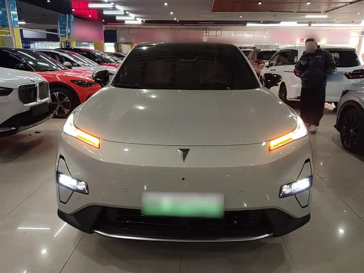 Фото 3 - Changan Deepal S05