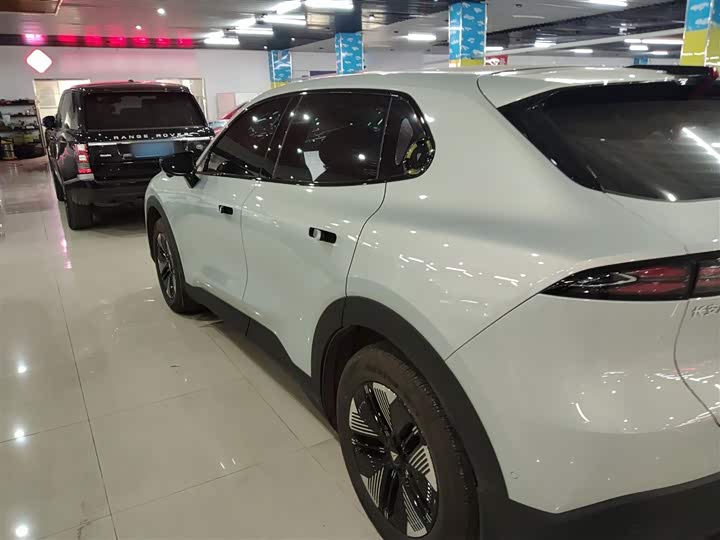 Фото 5 - Changan Deepal S05