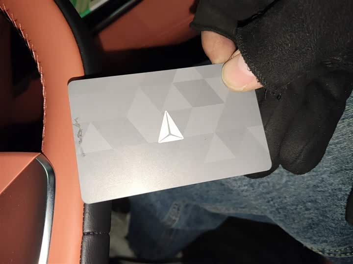 Фото 9 - Changan Deepal S05