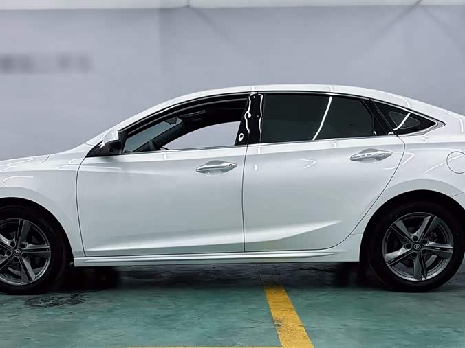 Фото 8 - Changan Raeton Plus