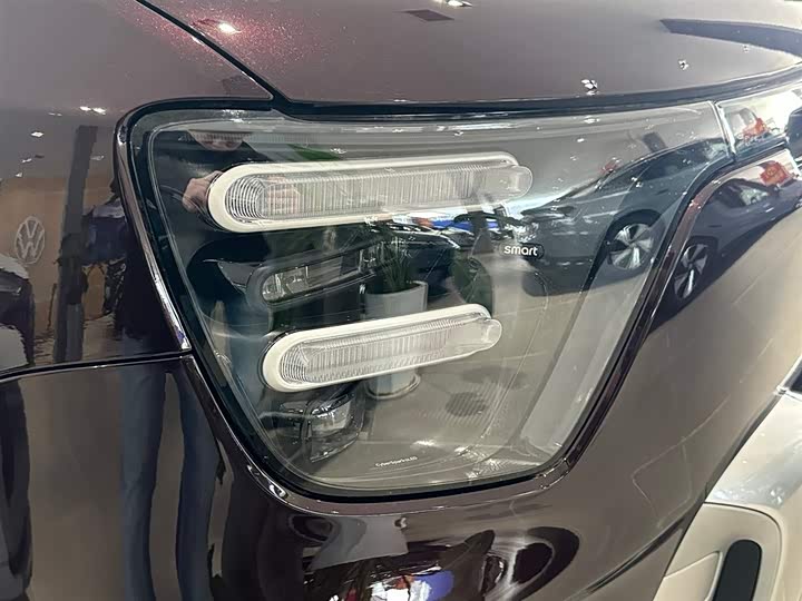 Фото 8 - Smart #5