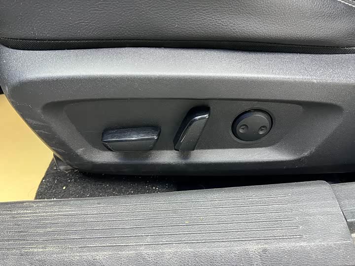 Фото 7 - Nissan X-Trail