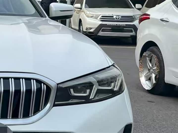 Фото 5 - BMW 3 Series