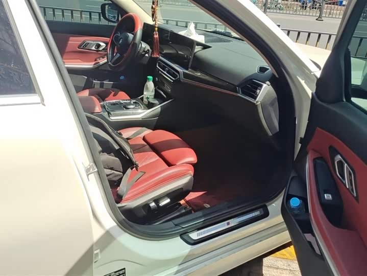 Фото 8 - BMW 3 Series