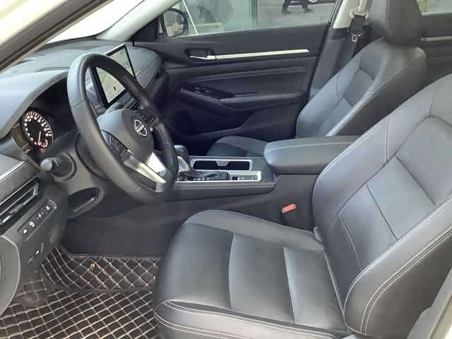 Фото 4 - Nissan Teana