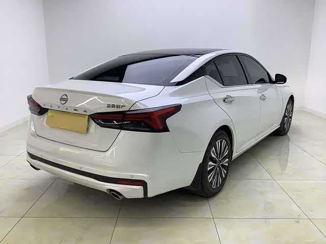 Фото 6 - Nissan Teana