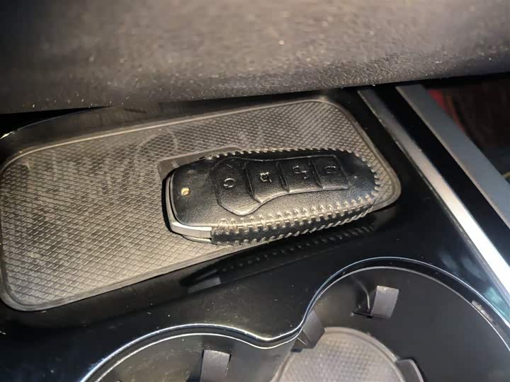 Фото 9 - BYD Song Pro