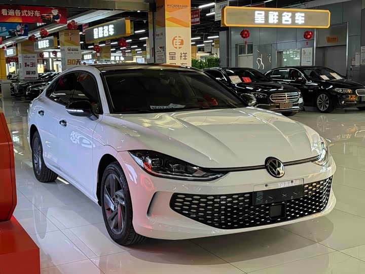 Фото 3 - Volkswagen Lamando L