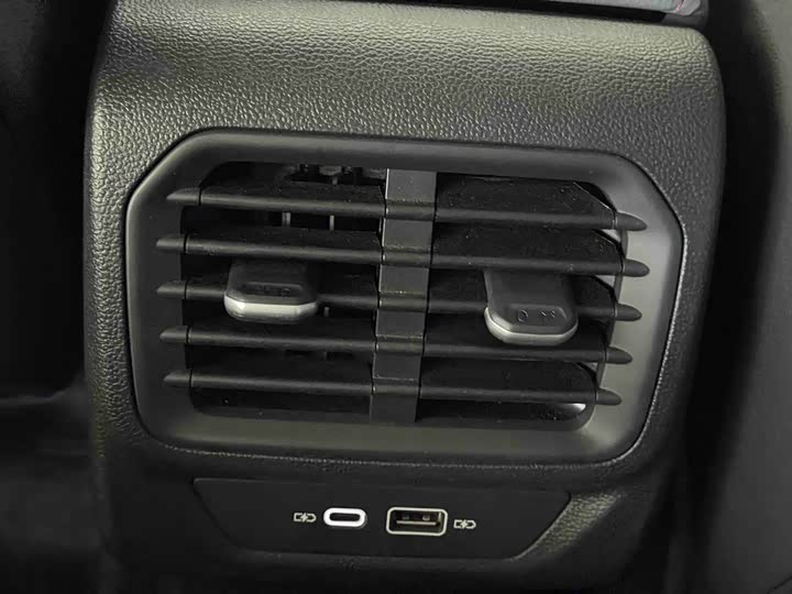 Фото 9 - Volkswagen Lamando L