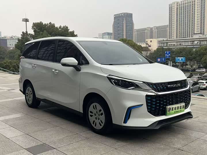 Фото 3 - Maxus Mifa 5