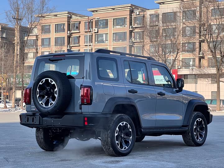 Фото 4 - Tank 300 Hybrid