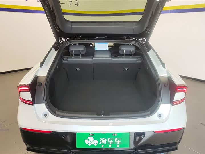 Фото 4 - XPeng F57