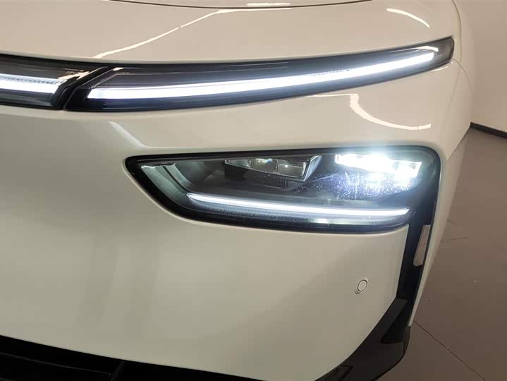 Фото 5 - XPeng F57