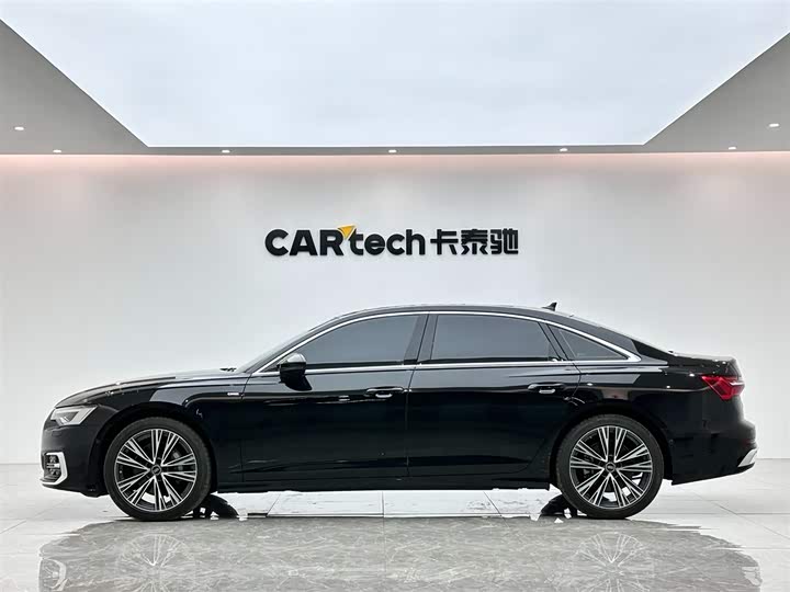 Фото 2 - Audi A6L