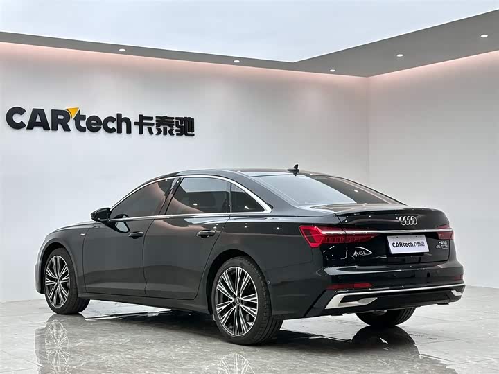 Фото 3 - Audi A6L