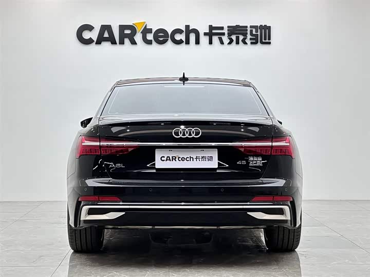 Фото 4 - Audi A6L