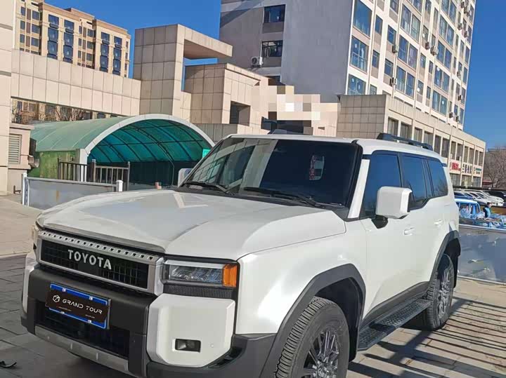 Фото 1 - Toyota Prado