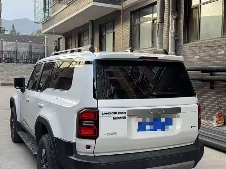 Фото 7 - Toyota Prado