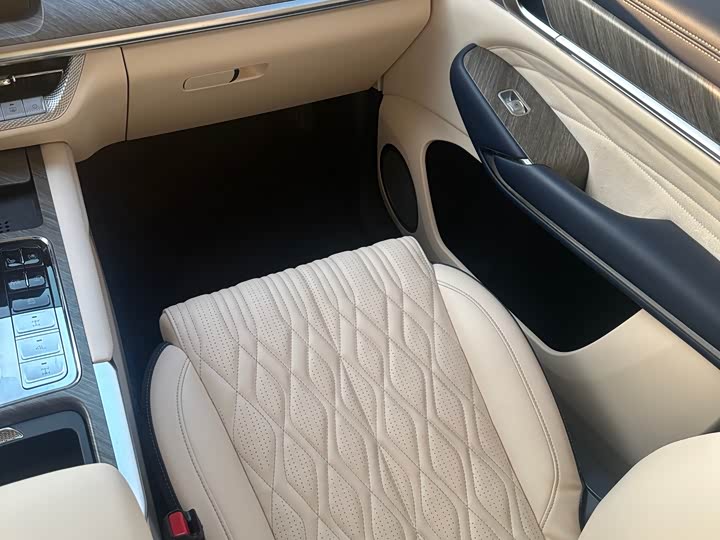 Фото 7 - Tank 500