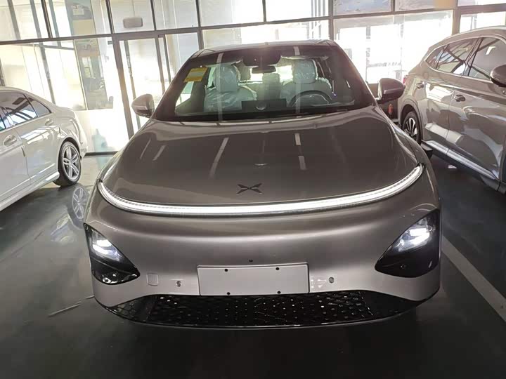 Фото 3 - XPeng G6