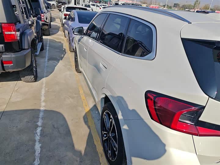 Фото 5 - BMW X1