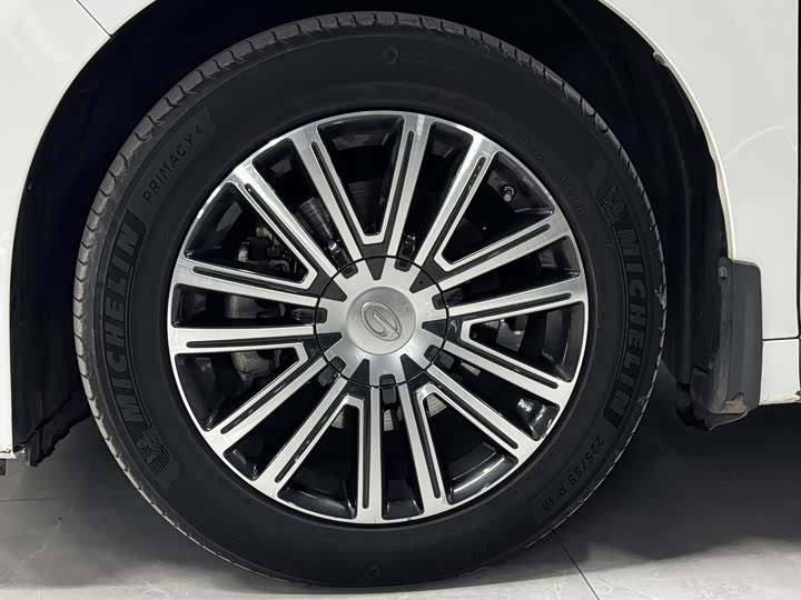 Фото 6 - GAC Trumpchi M8