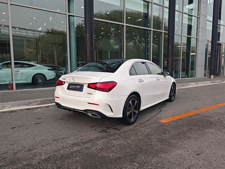 Фото 3 - Mercedes-Benz A-Class