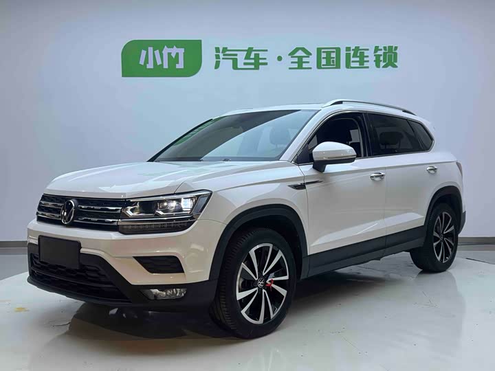 Фото 1 - Volkswagen Tharu