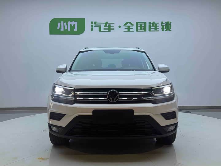 Фото 2 - Volkswagen Tharu