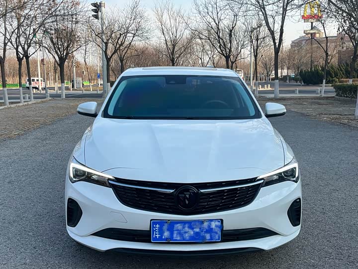 Фото 8 - Buick Verano