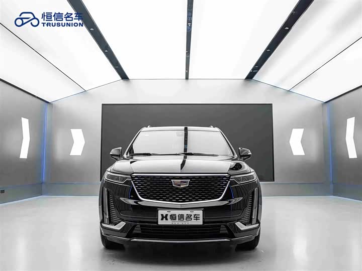 Фото 2 - Cadillac XT6