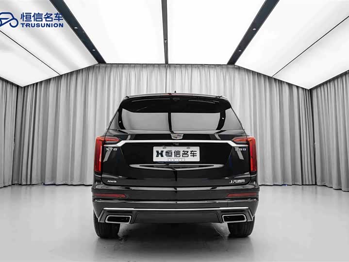 Фото 6 - Cadillac XT6