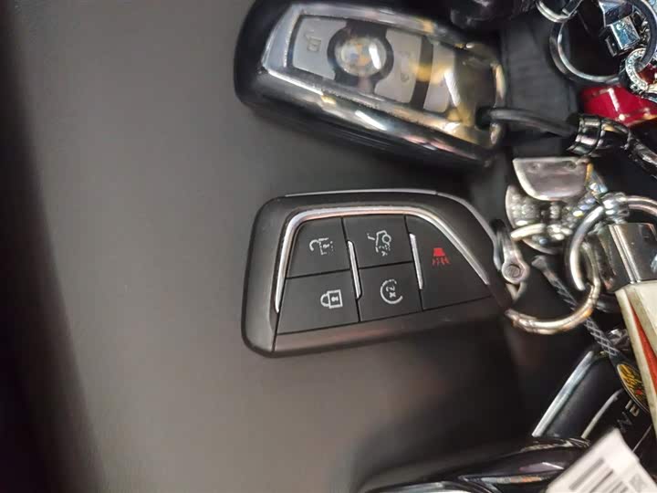 Фото 9 - Cadillac CT4