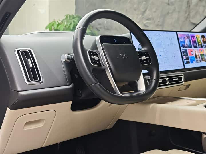 Фото 7 - LiXiang L9