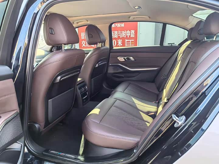 Фото 9 - BMW 3 Series