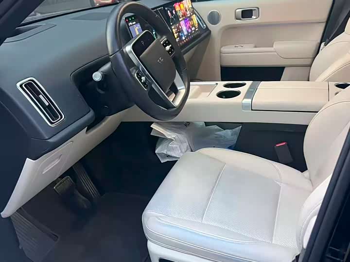 Фото 5 - LiXiang L9