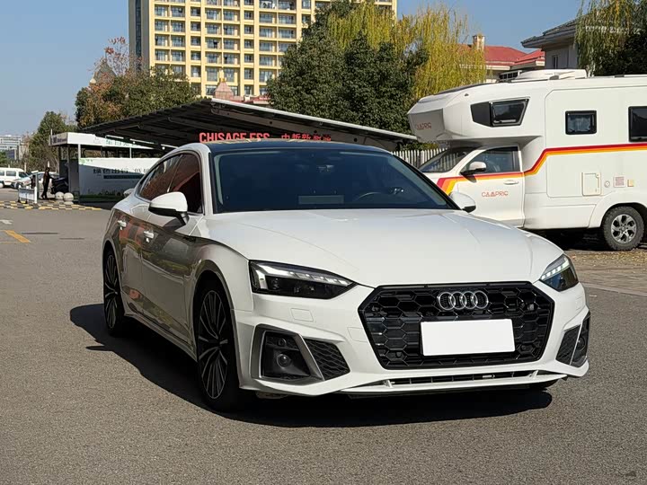 Фото 3 - Audi A5