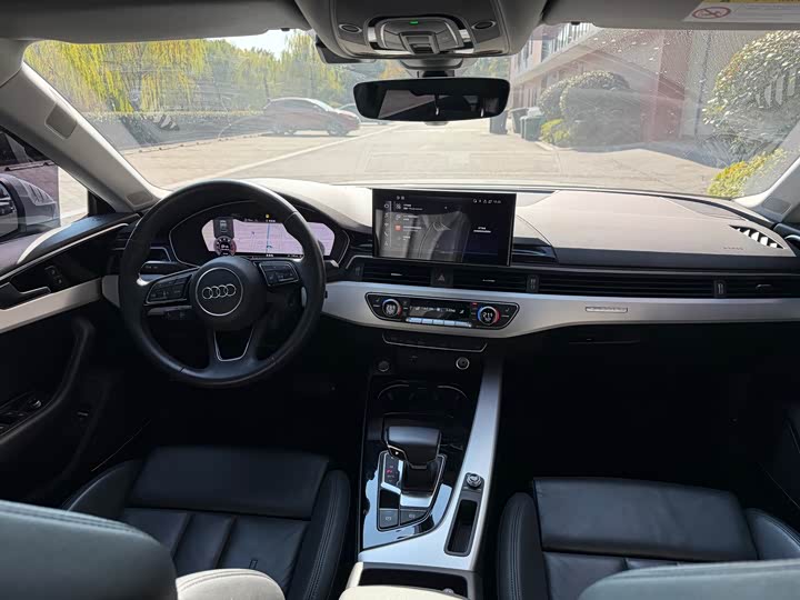 Фото 4 - Audi A5