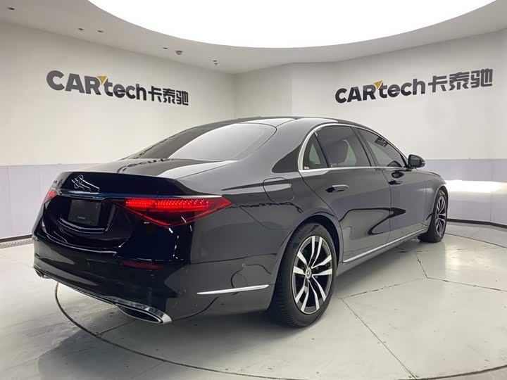 Фото 5 - Mercedes-Benz S-Class