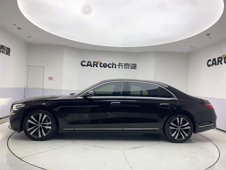 Фото 8 - Mercedes-Benz S-Class